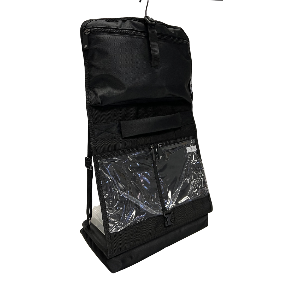 The Attitude Hanging Accessory Case Black